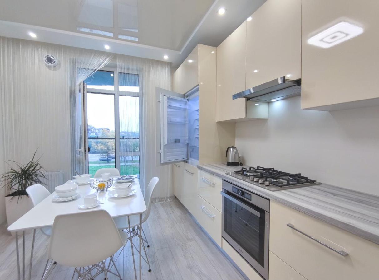 Apartament "Well-Being" Popular Among Business Person Lwów Zewnętrze zdjęcie